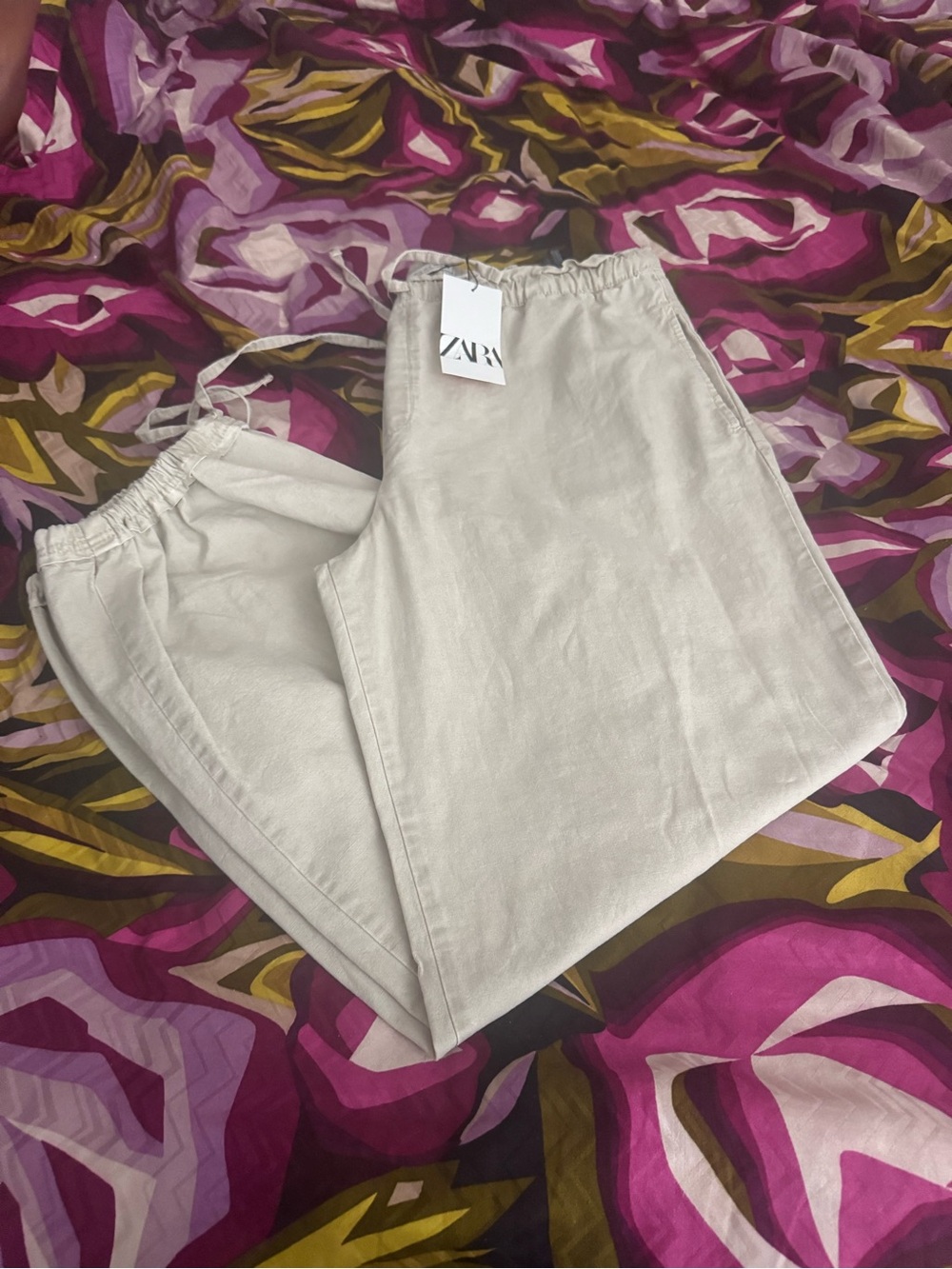 ZARA Cream Elastic Waist Casual Pants